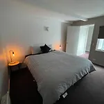 Central Executive Spa Apartment