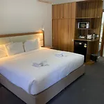 Miner\'S Retreat Motel