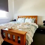 Betty The Renovated Ballarat Home - Central And Warm