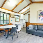 Nrma Ballarat Holiday Park