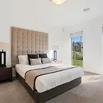 Goldwood Gem - Relaxed Country Escape For Families