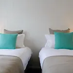 Lakes Edge Apartments