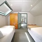 2 Bedroom Self Contained Apartment With Spa