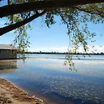 Lake Wendouree Luxury Apartments On Webster