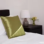 Phyl & May\'S Accommodation