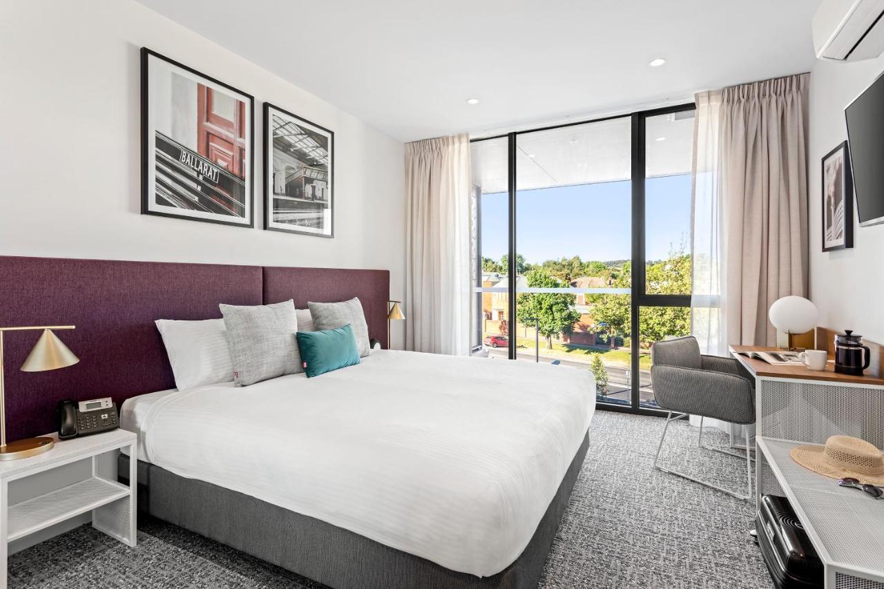Aparthotel Quest Station 4*