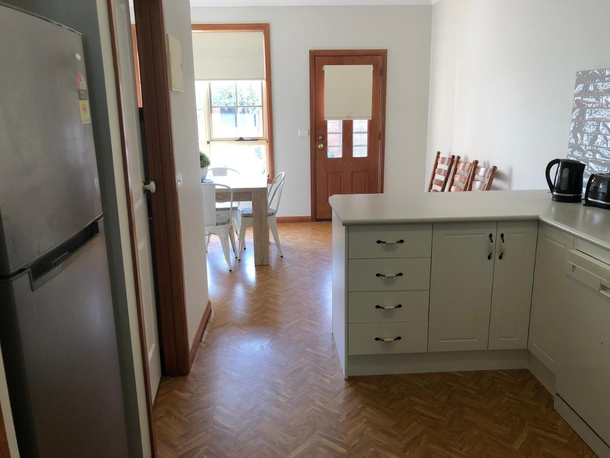 Serenity On Sturt Holiday home