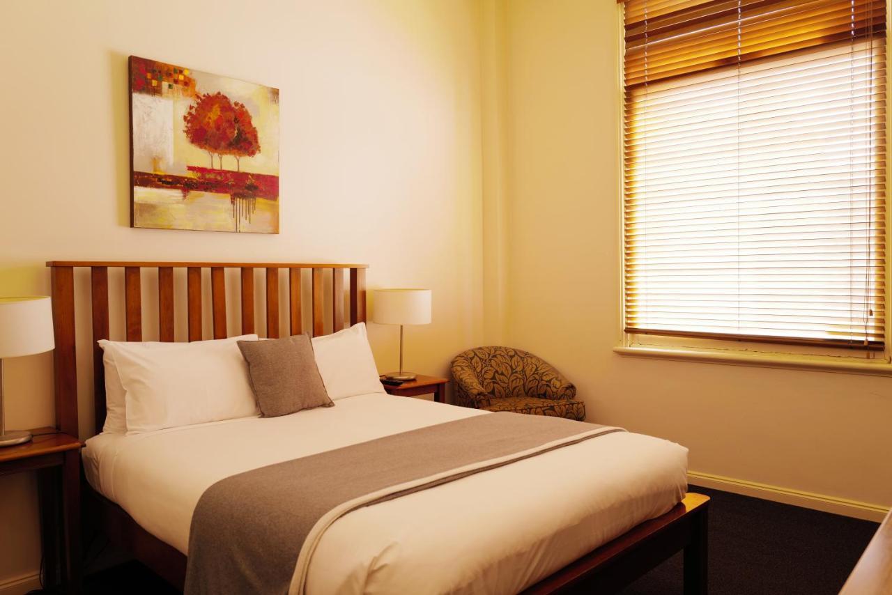 Hotel Ansonia On Lydiard