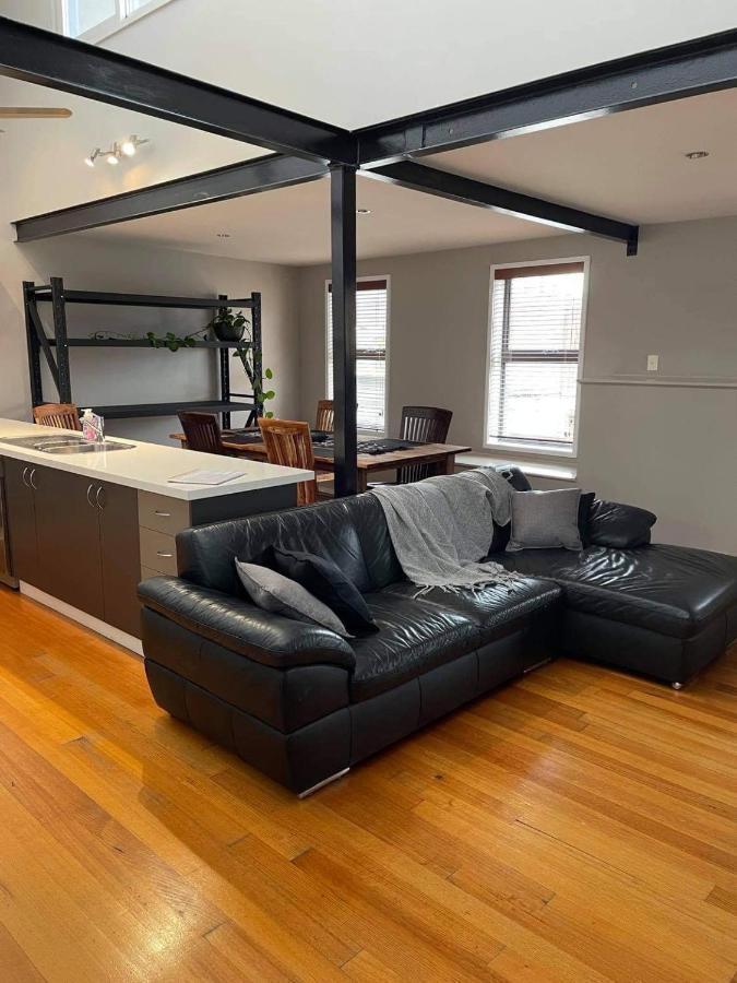 Apartment Executive *
