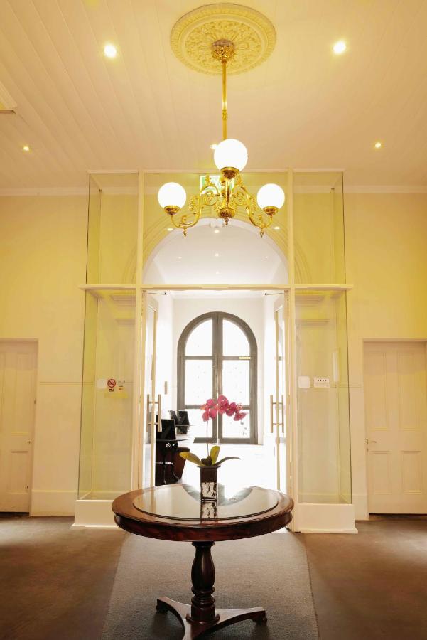Hotel Ansonia On Lydiard
