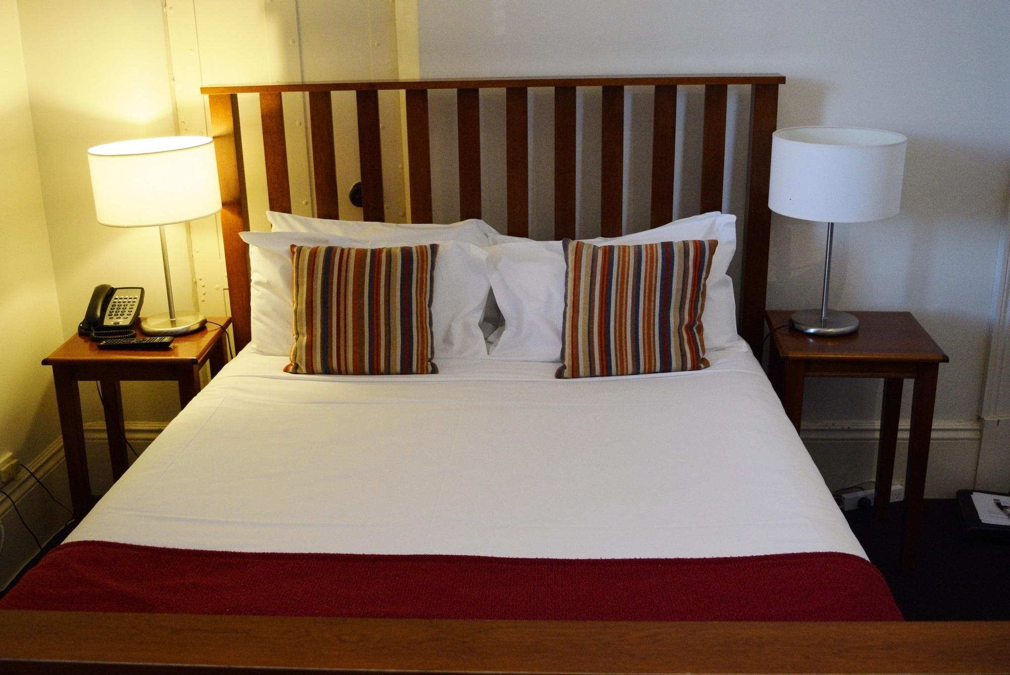 Ansonia On Lydiard Hotel 4*