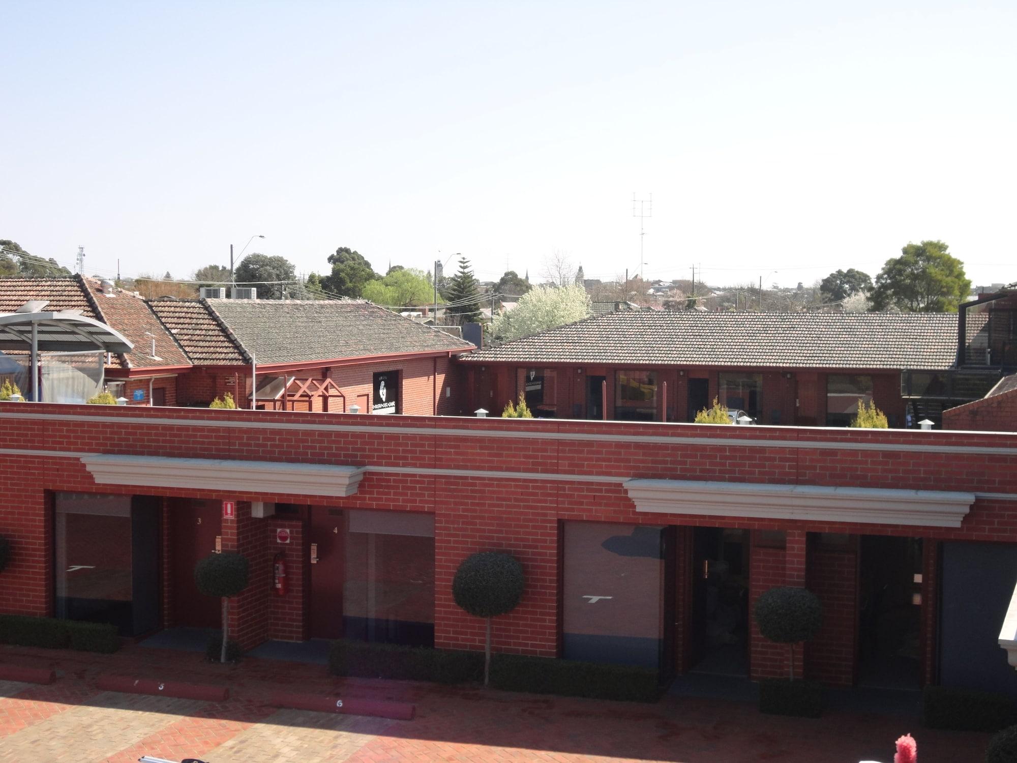 Sovereign Park Motor Motel