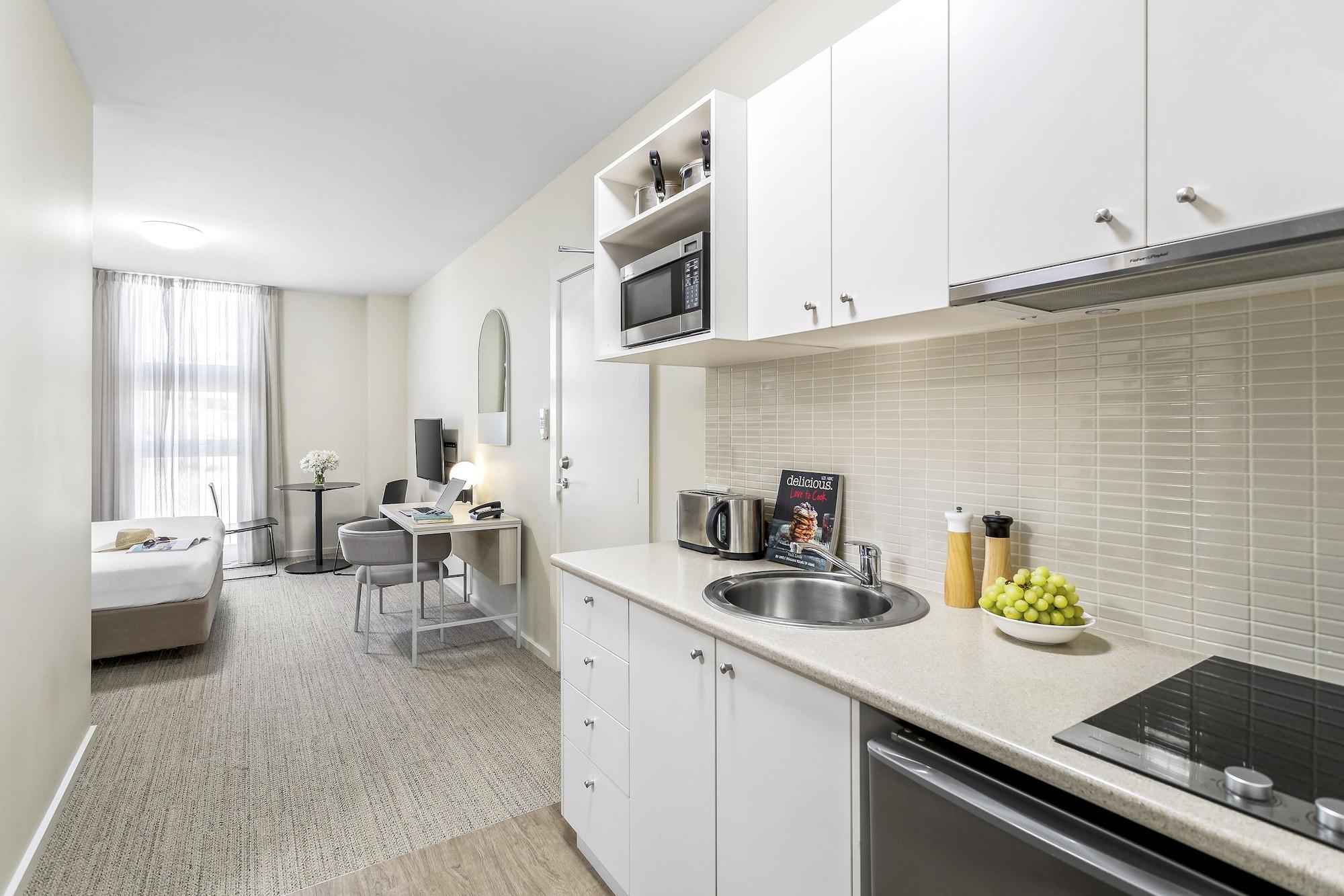 Quest Aparthotel 4*