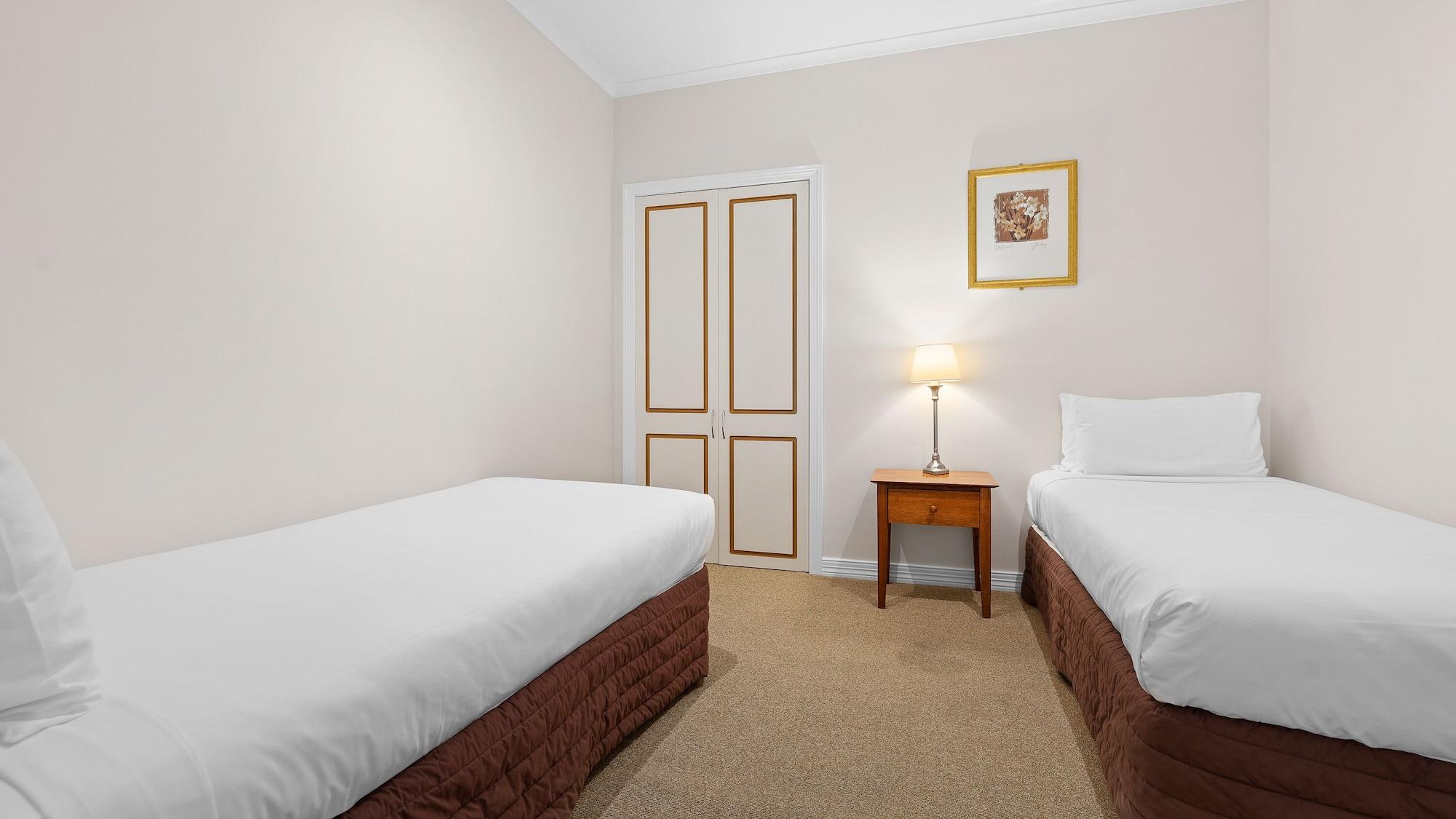 - Ballarat