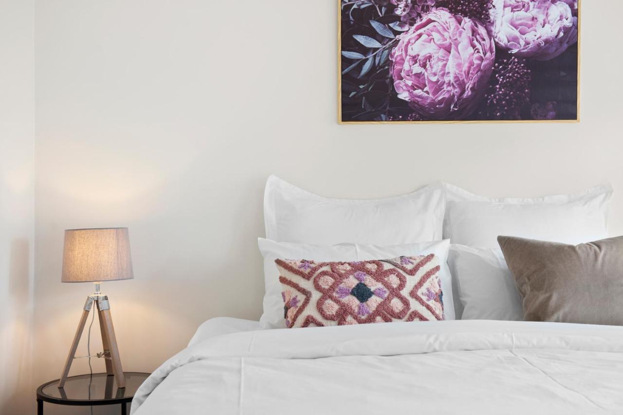 Holiday home Family Friendly, Sleeps 8, Big Backyard, Pet Friendly Ballarat