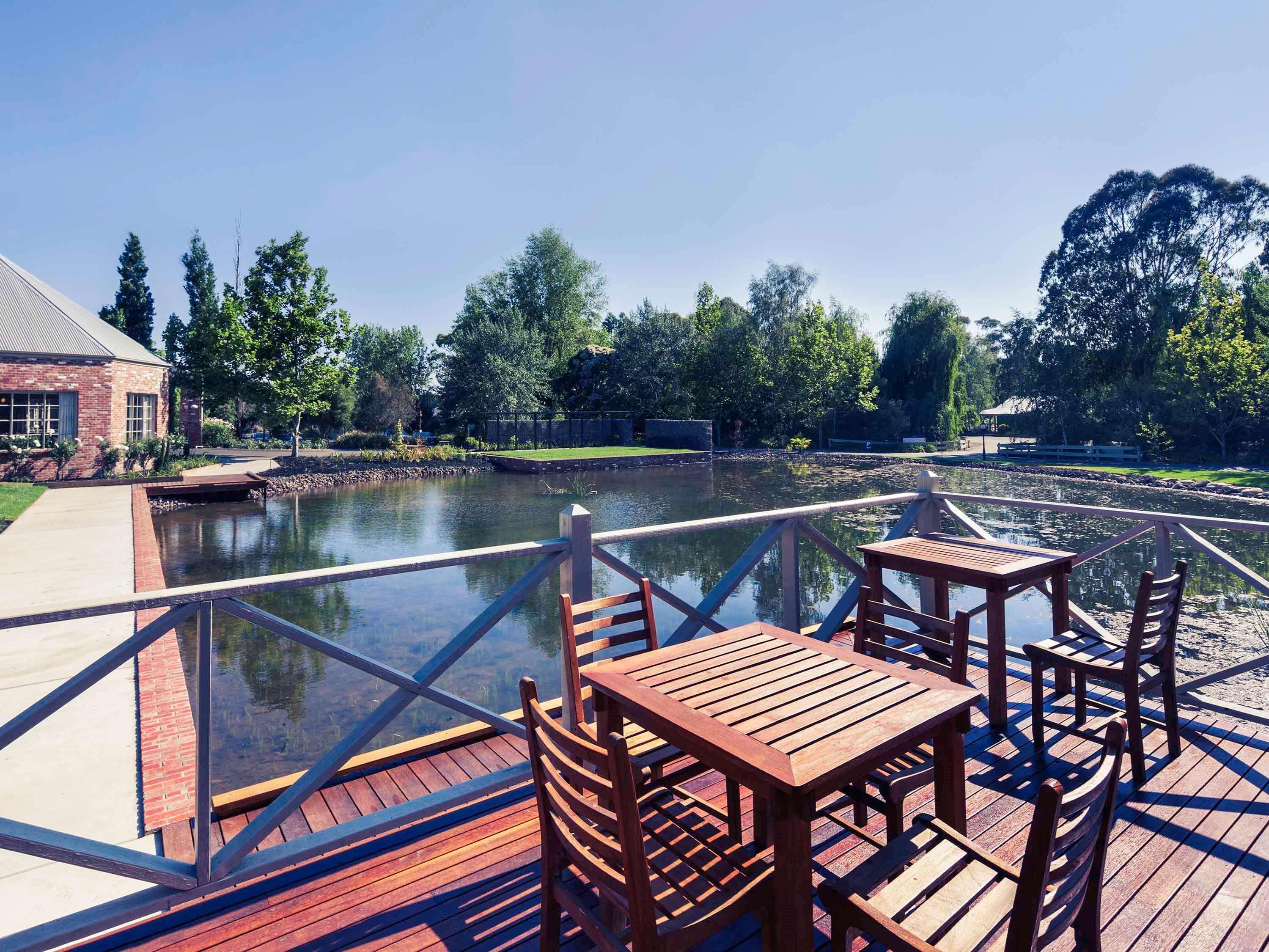 Mercure & Convention Centre Hotel 4*