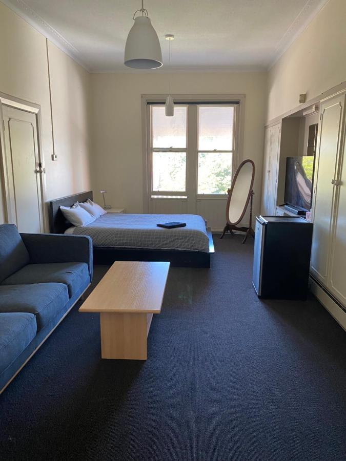 Lilly's Place Bed & Breakfast Ballarat