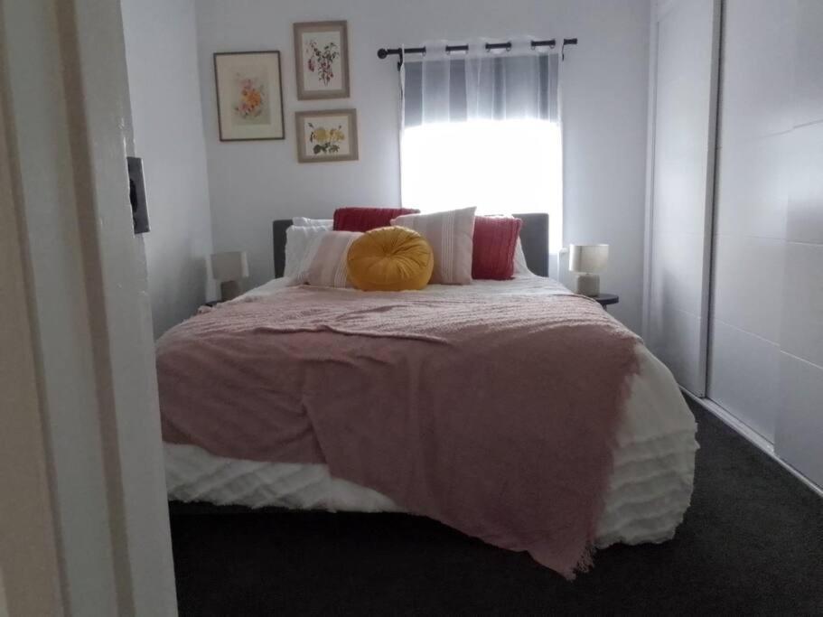Eureka Charming Comfy And Peaceful Only 2 Minutes From Cbd *