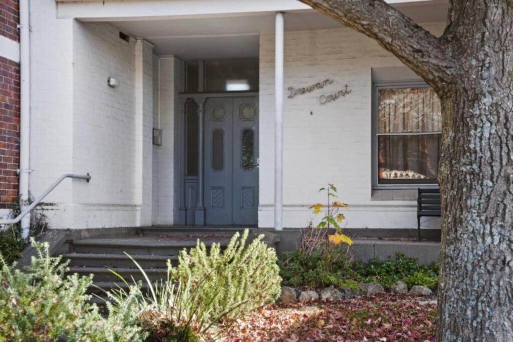 Cosy With Parking Apartment Ballarat