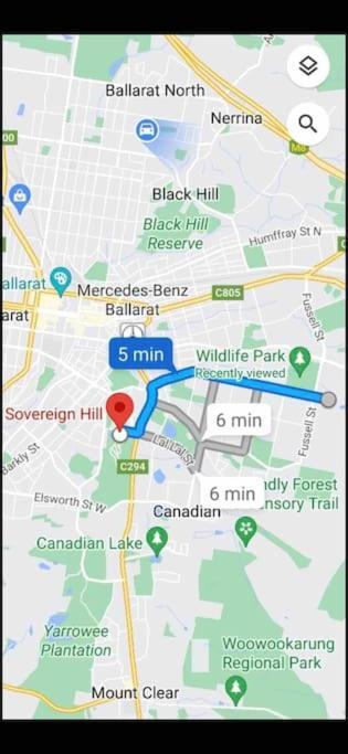 Tranquil Family Haven: Modern 4-bedroom Retreat Near Wildlife Park * Ballarat
