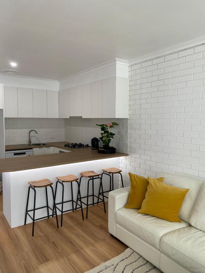 Nicholson 1 Apartment