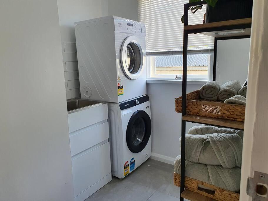 Eureka Charming Comfy And Peaceful Only 2 Minutes From Cbd Holiday home
