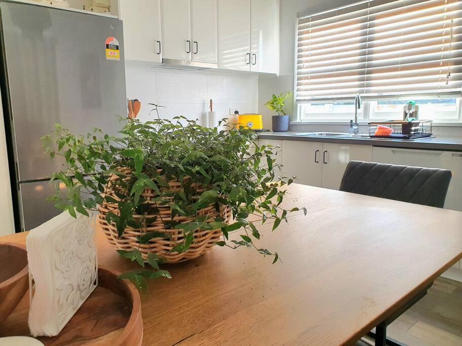 Eureka Charming Comfy And Peaceful Only 2 Minutes From Cbd Holiday home Ballarat