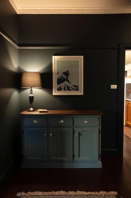 Allawa- & Cosy Art Deco Holiday home *