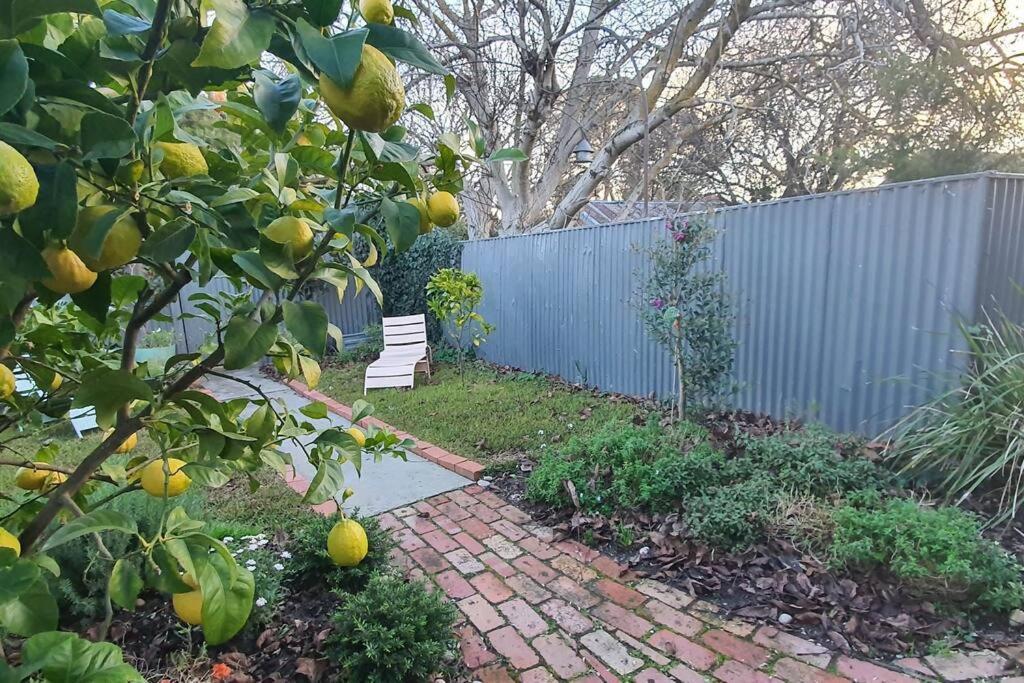 - Grant Street - Natural, Boho, Coastal Vibe - 2 Kms From Sovereign Hill - Sleeps 1 To 6 Holiday home Ballarat