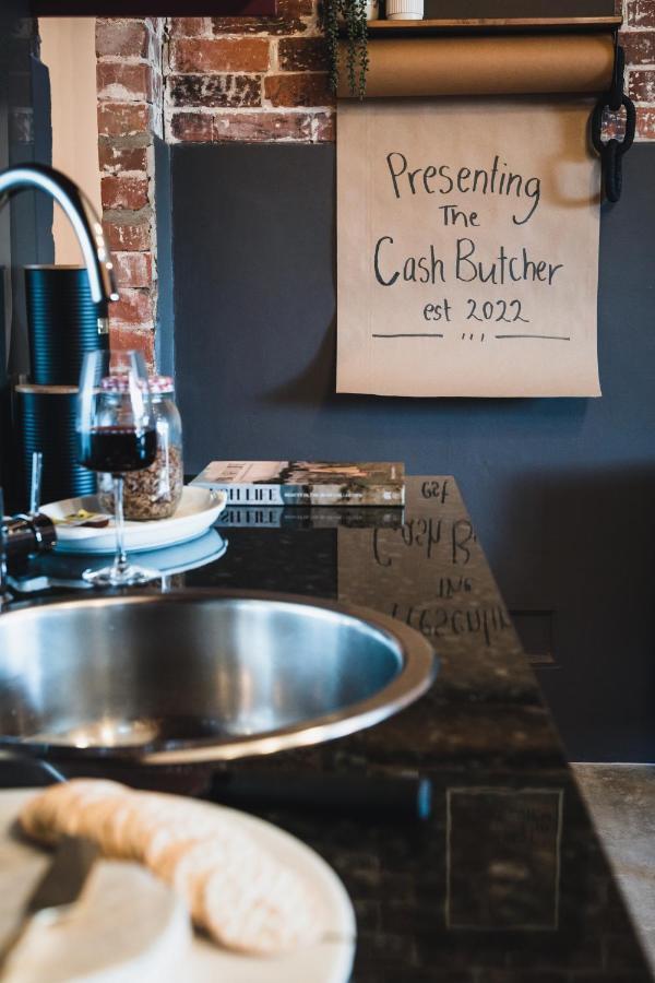 The Cash Butcher - Classy & Centrally Located Bed & Breakfast Ballarat