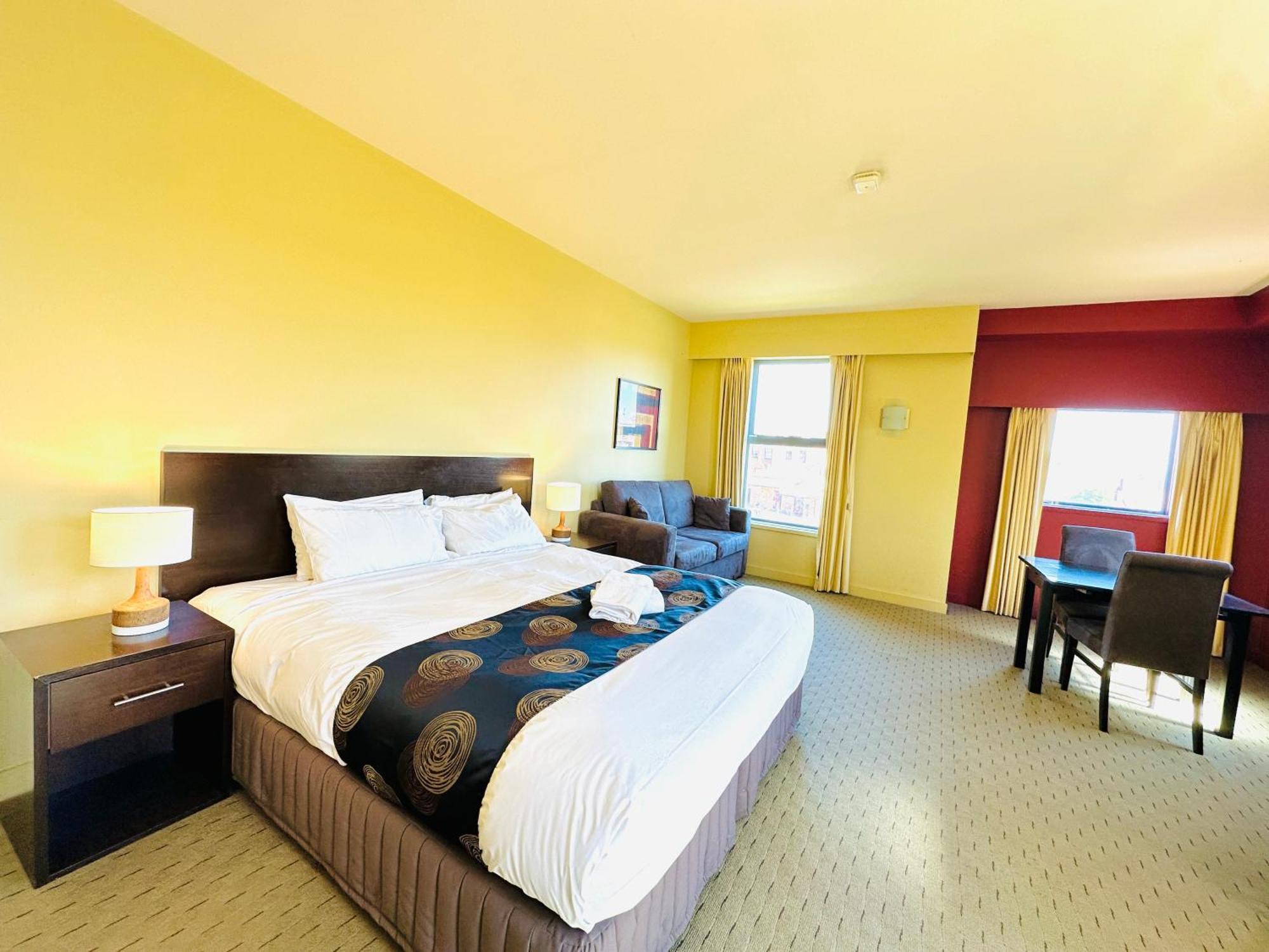 Comfort & Views Hotel 4*