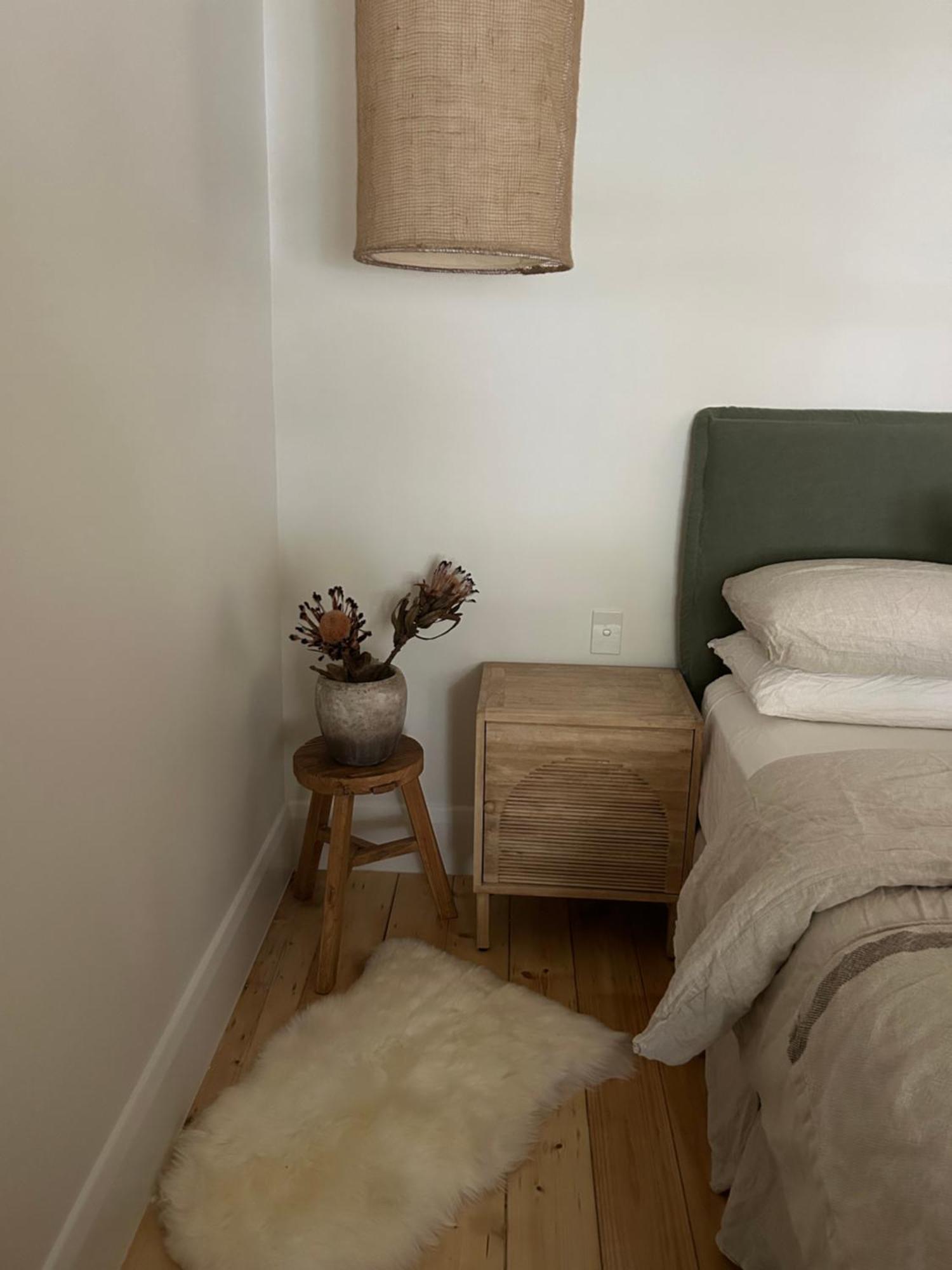 Cozy 2 Bedroom - Newly Renovated, Perfect Location For Of Holiday home *