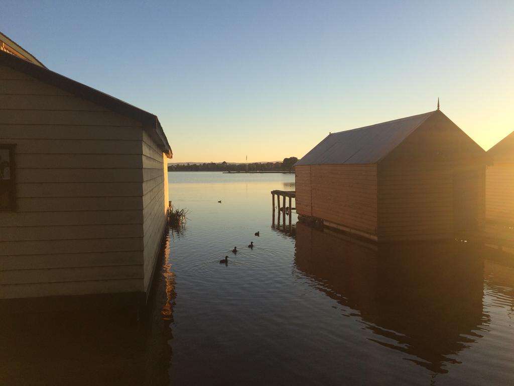 Wendouree Luxury On Webster