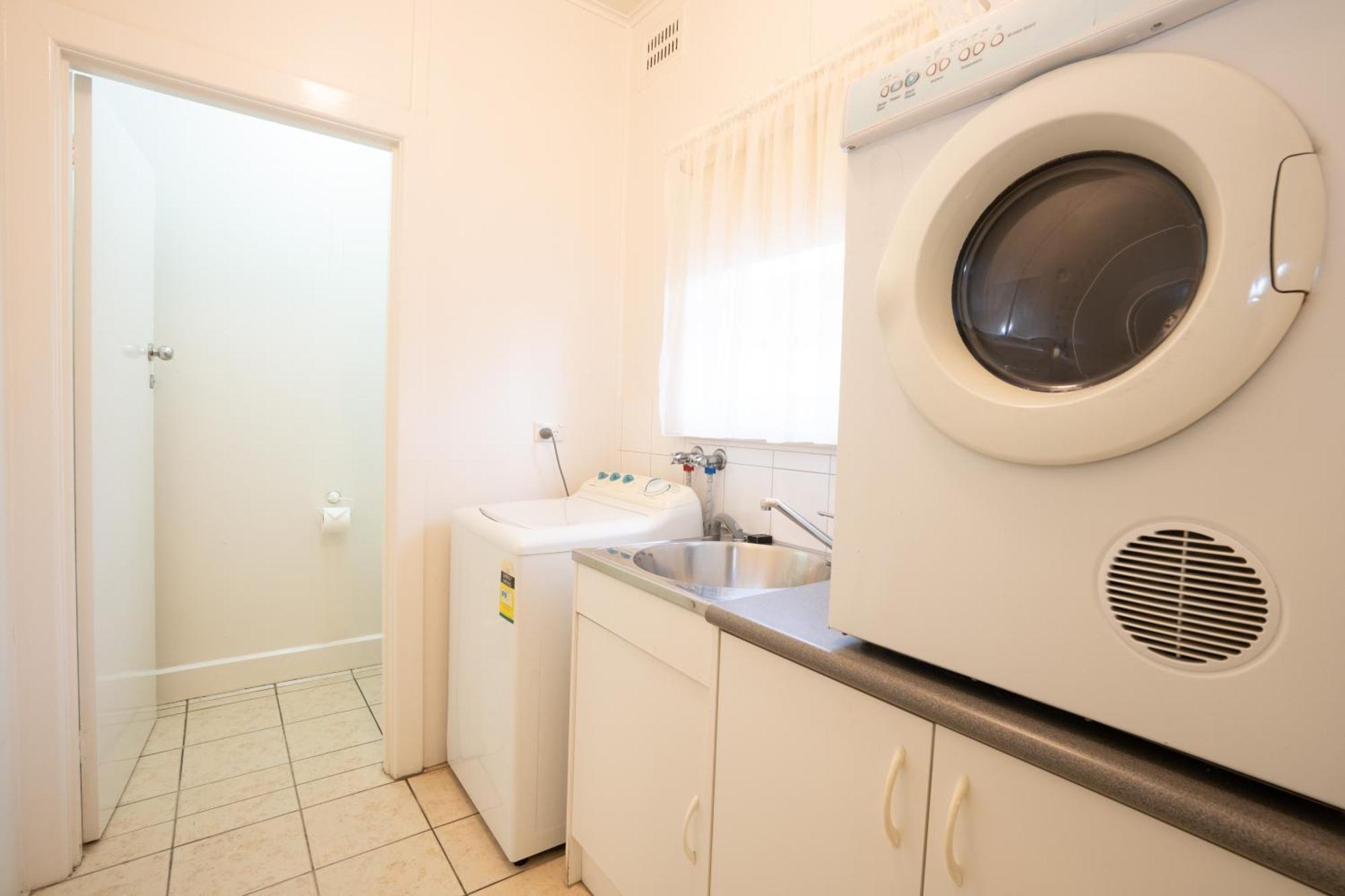 Motel Sovereign Park Motor 4*