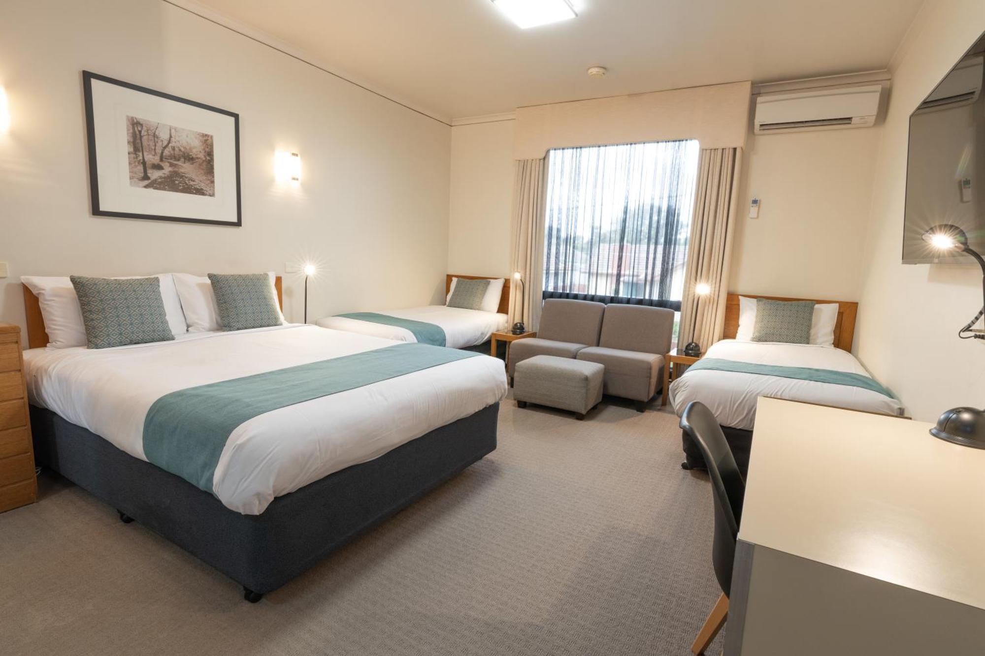 Motel Sovereign Park Motor 4*