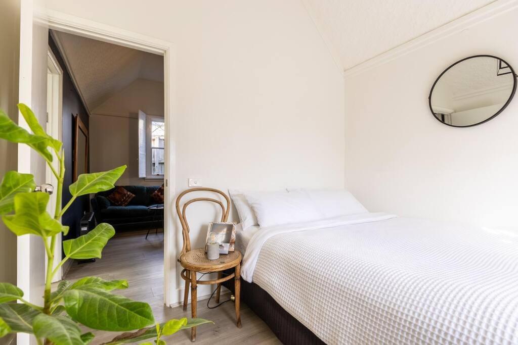 'attunga'-1 Min To Sovereign Hill, Cbd, Wifi, Bath Apartment *