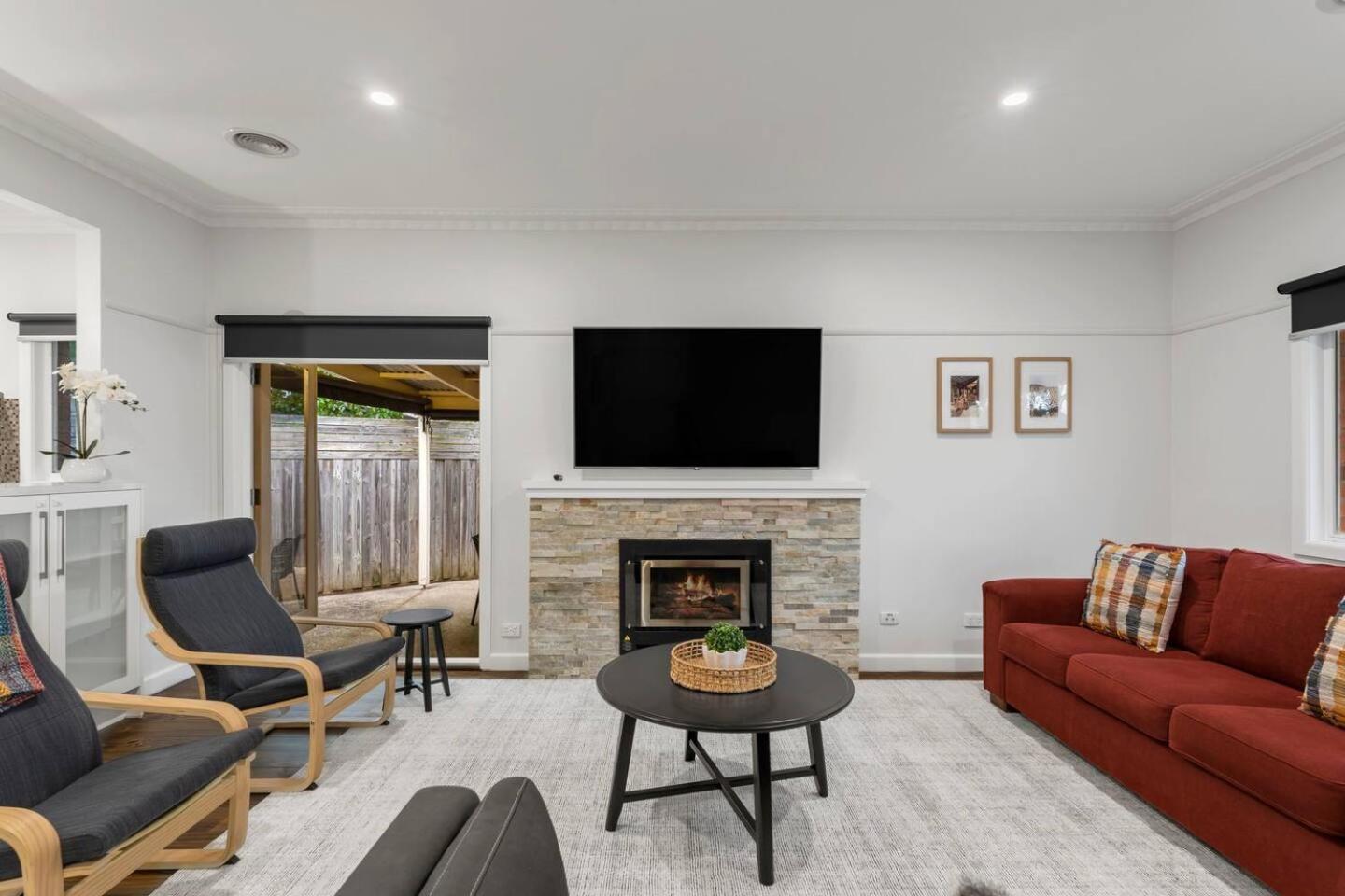 'muir House' Laidback Family Living In Holiday home Ballarat