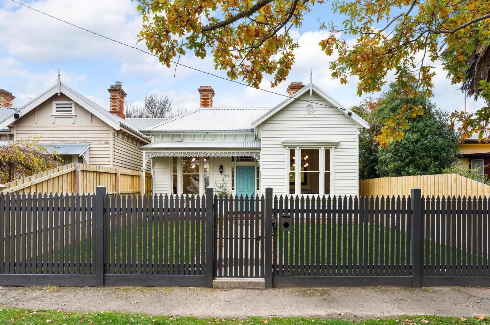 'little Blue' At Holiday home Ballarat