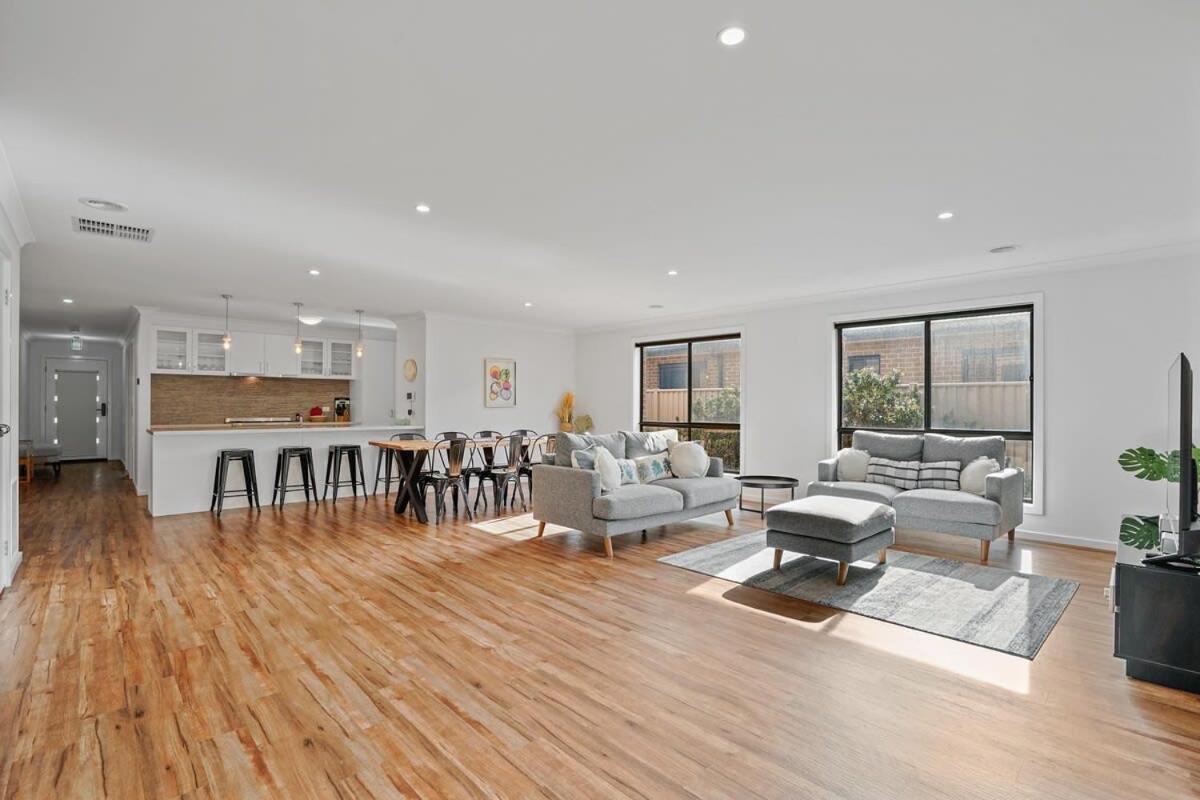 Beautiful Golden Point - Style&sophistication Ballarat