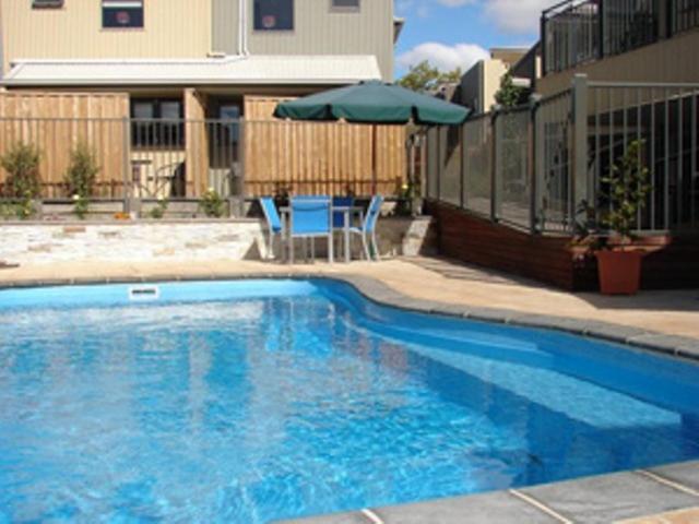 Sovereign Views 4*