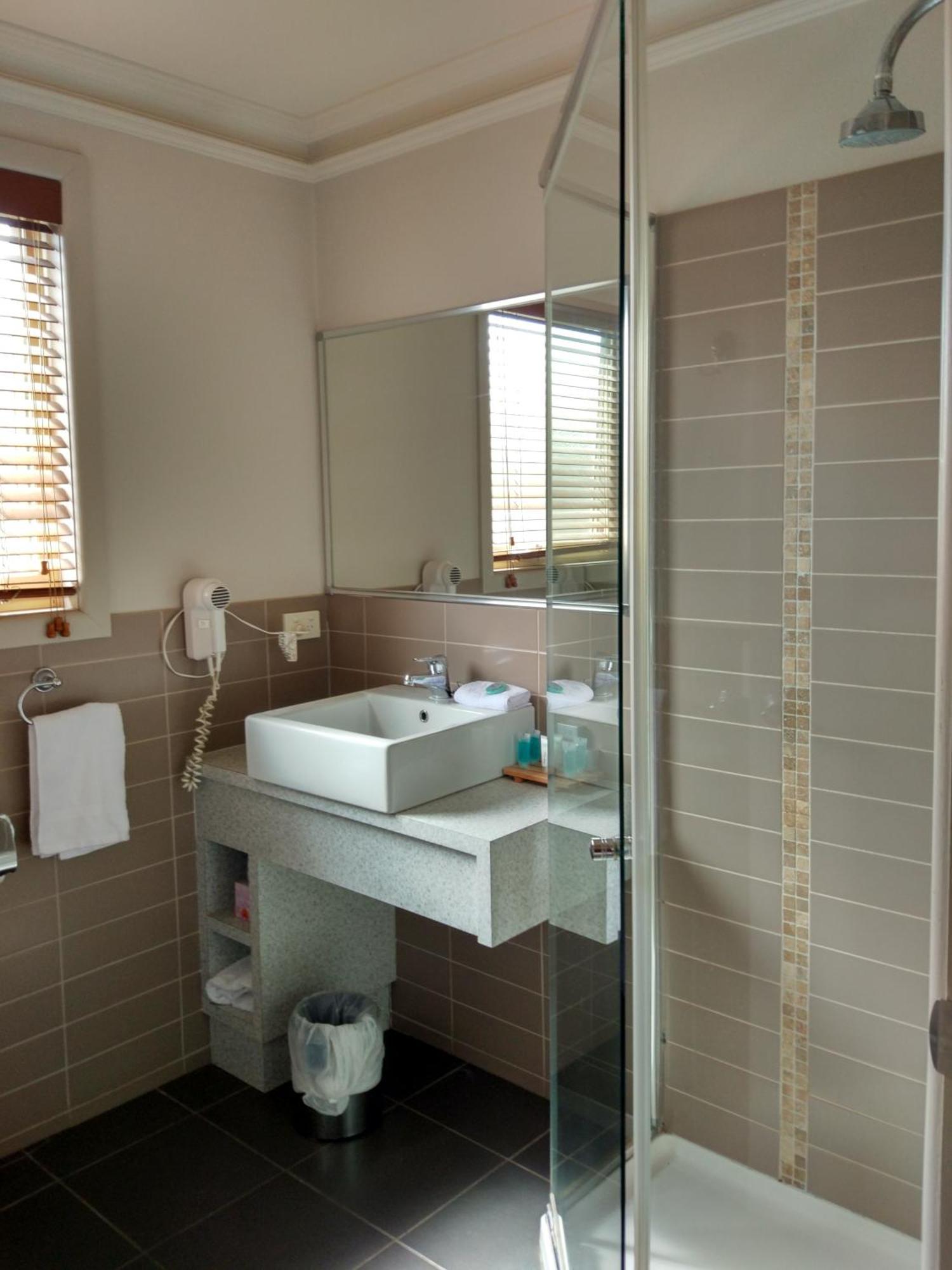 Hotel Seymours On Lydiard 4*