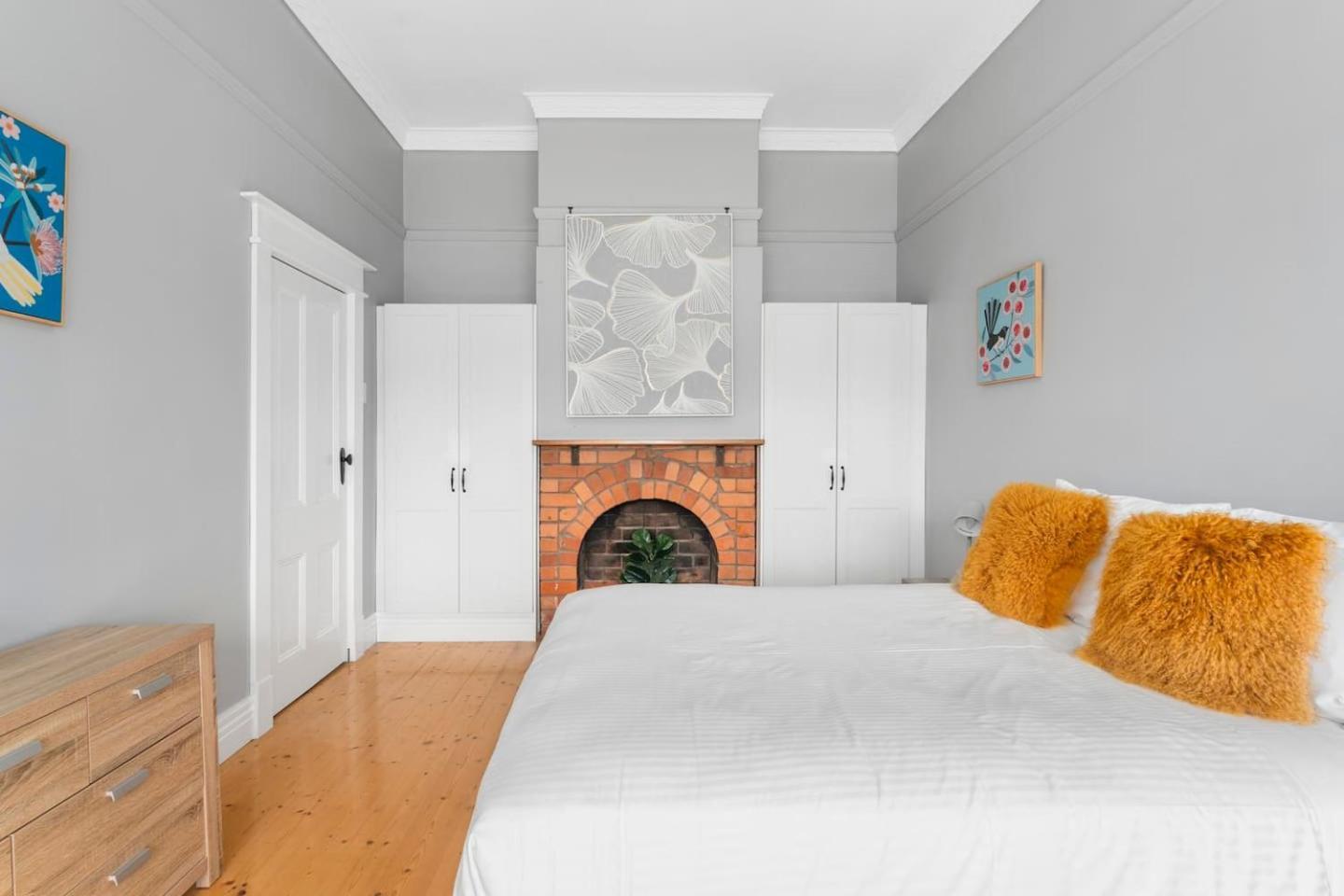 Victorian Charm Meets Modern Ease Near And Cbd * Ballarat