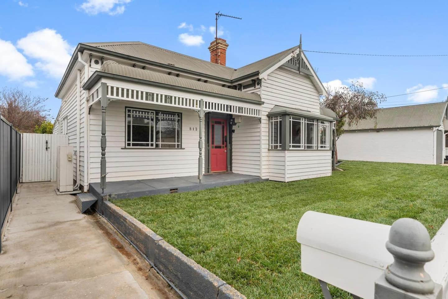 Victorian Charm Meets Modern Ease Near And Cbd Ballarat