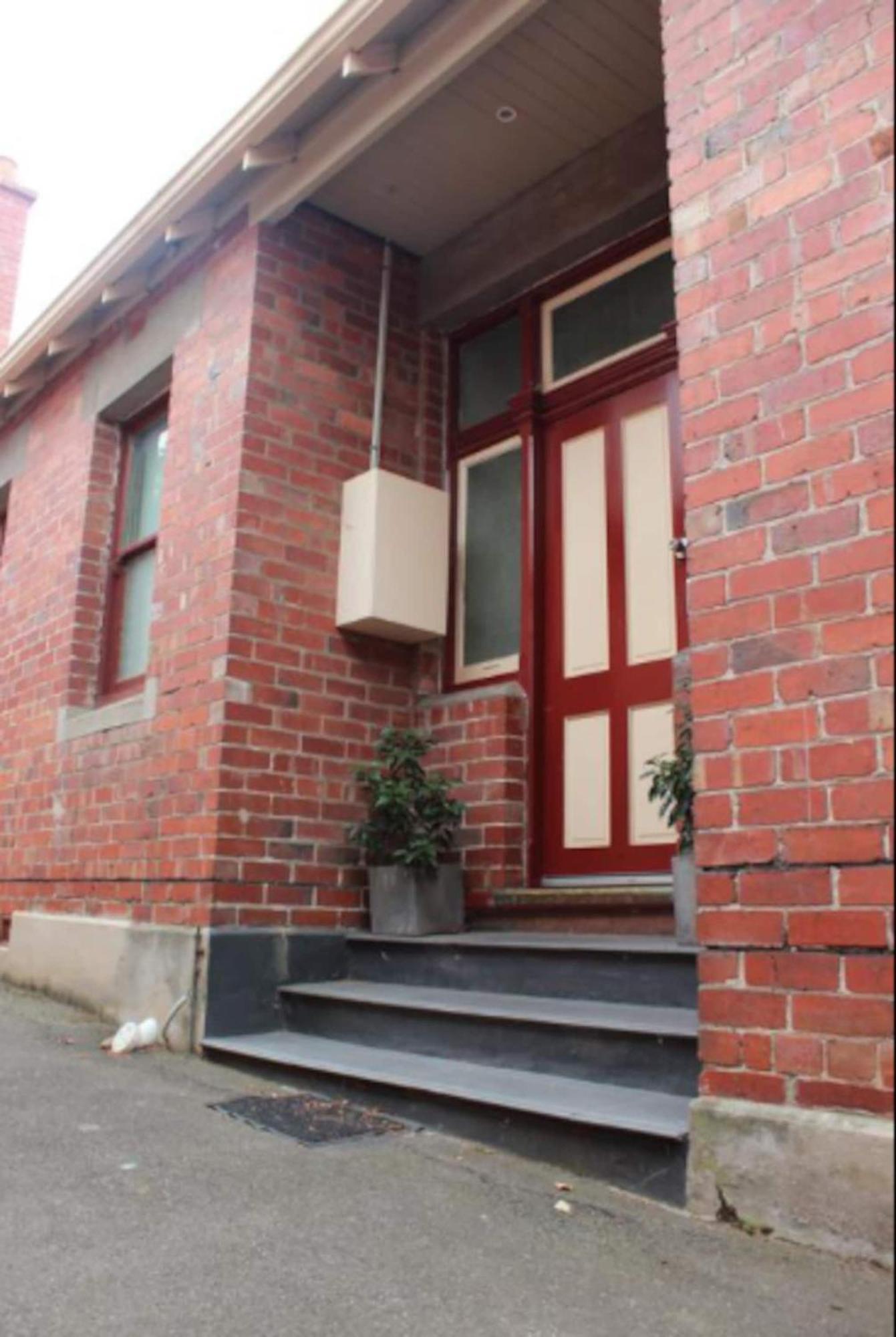 Large Studio With Spa Central Apartment *