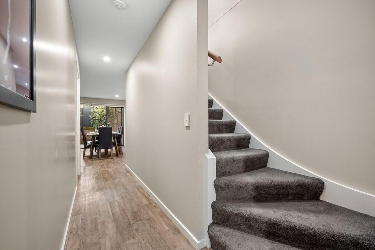 Apartment Sovereign Hill Close -private, Peaceful, Modern *