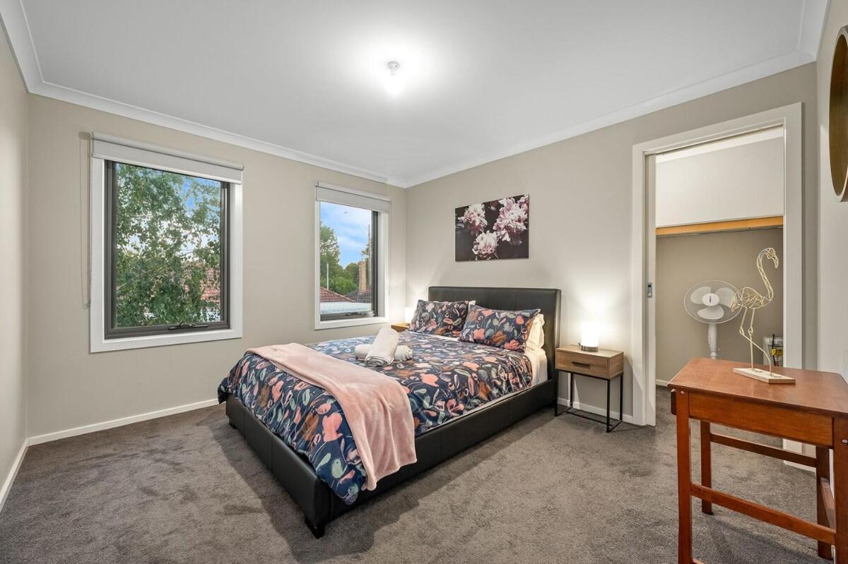 Apartment Sovereign Hill Close -private, Peaceful, Modern