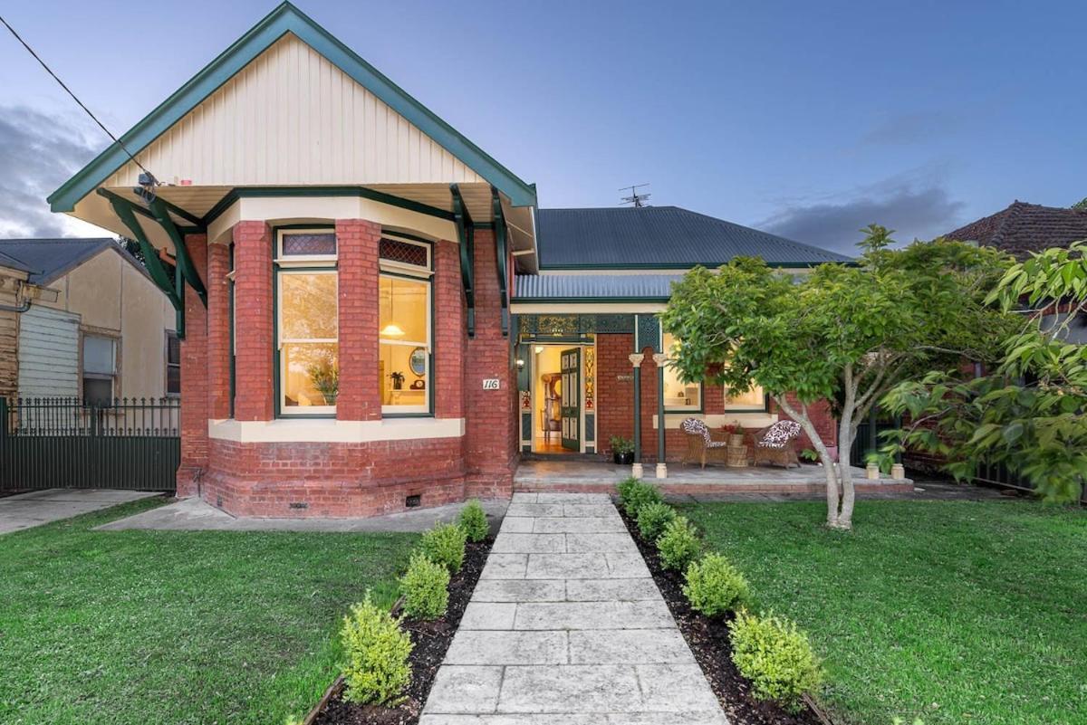 Holiday home Victorian Charm, *