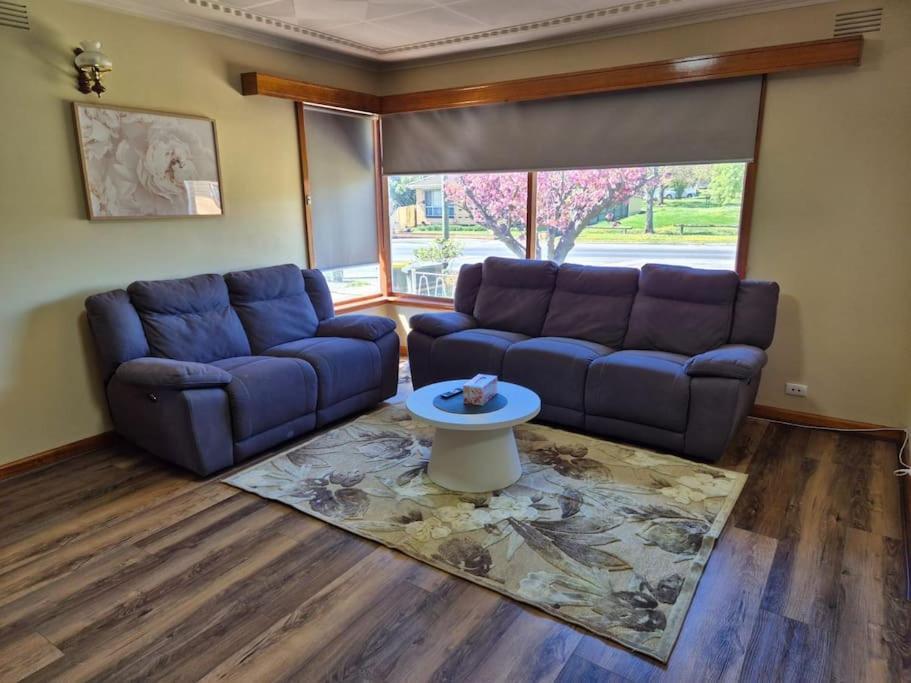 Your Cozy Away From Holiday home