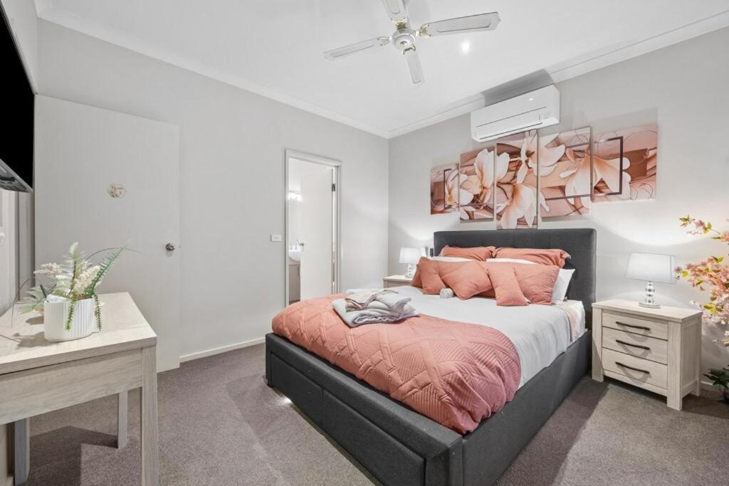 4min To Sovereign Hill - Parking & Wifi