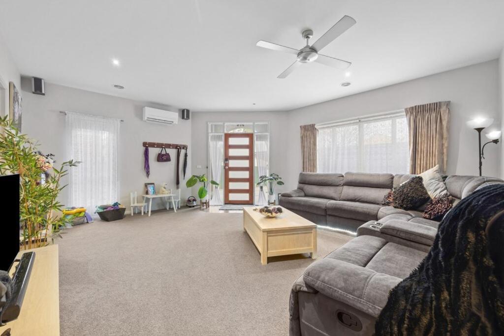 4min To Sovereign Hill - Parking & Wifi *